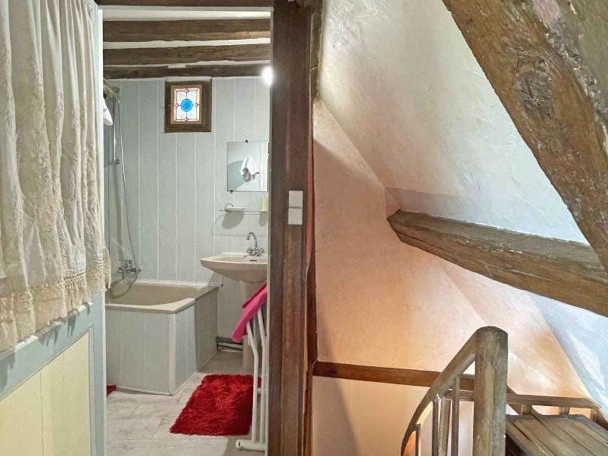 Maison De Caractere Avec Jardin, Proche D'Argentan, Ideale Pour Peche Et Detente En Campagne - Fr-1-497-131 Sarceaux Bagian luar foto