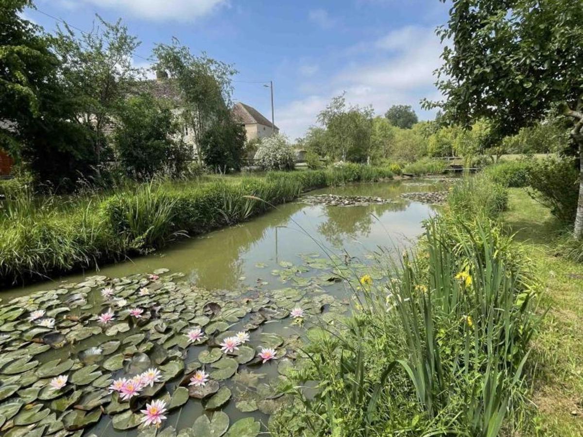 Maison De Caractere Avec Jardin, Proche D'Argentan, Ideale Pour Peche Et Detente En Campagne - Fr-1-497-131 Sarceaux Bagian luar foto
